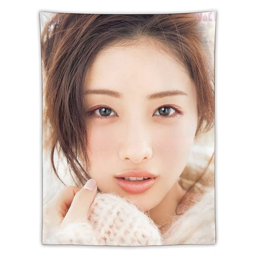 石原さとみ/タペストリー Amazon｜石原聰美 石原さとみ タペストリー 写真の背景ライブ